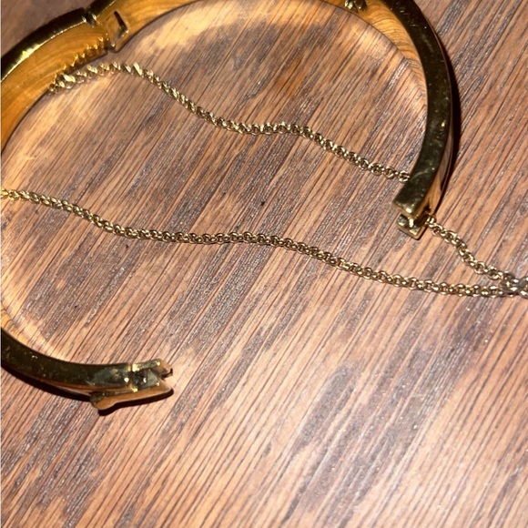 Kate Spade Gold necklace and bracelet - Picture 3 of 4